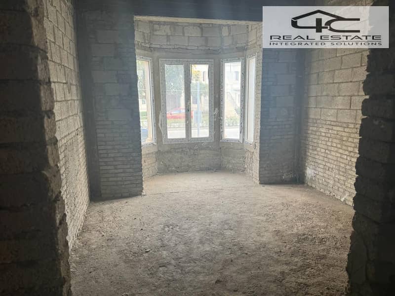 6 WhatsApp_Image_2024-10-01_at_15.41. 39_723e792b. jpg