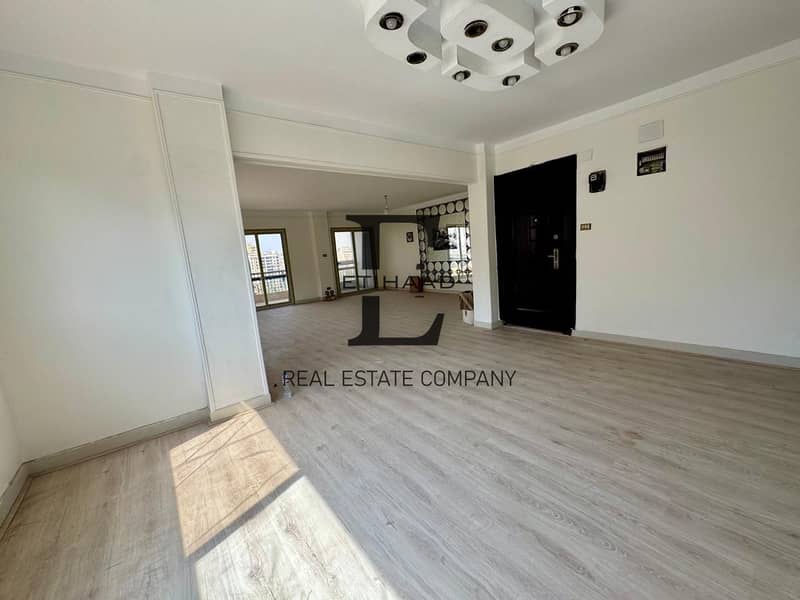 4 WhatsApp Image 2025-12-07 at 1.54. 37 PM. jpeg