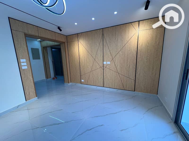 3 f5373f38-fd31-4e00-a398-8126c5f57da3. jpeg