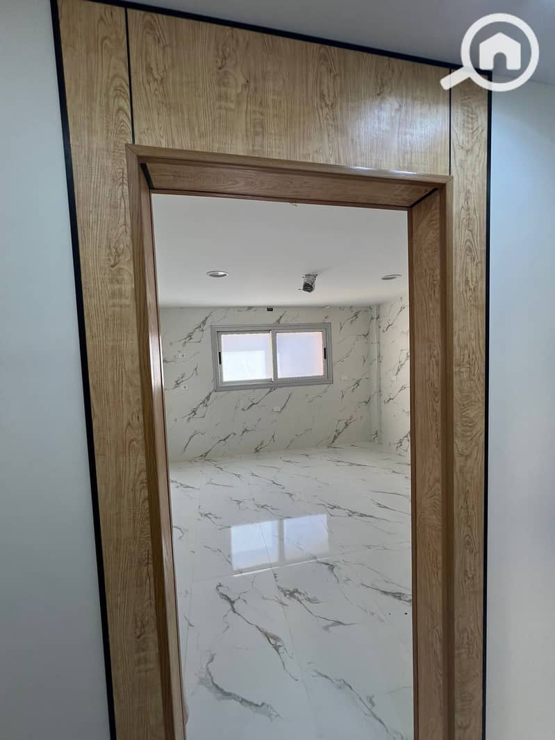 9 a21c0b81-d5ce-4372-a737-a350d6c8626b. jpeg