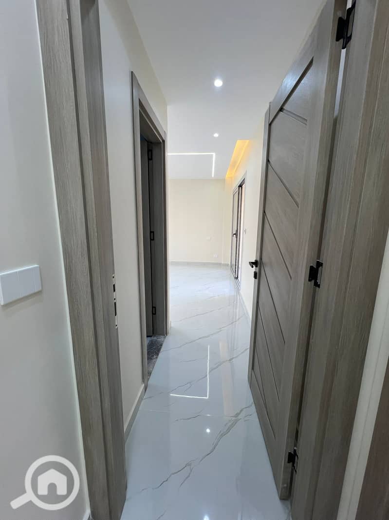 10 61ca837c-3f6e-463d-872a-1e80c450ea1c. jpeg