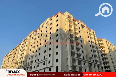 شقة 3 غرف نوم للبيع في سموحة، الإسكندرية - 1. jpg