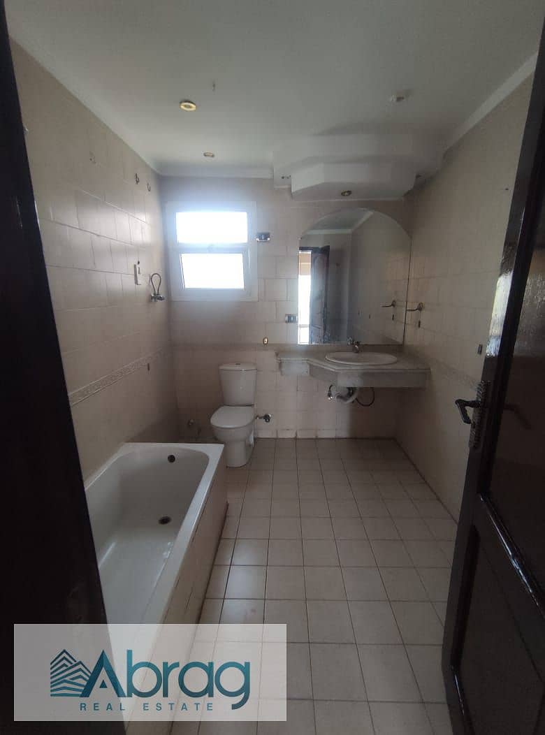 6 WhatsApp Image 2025-12-08 at 1.31. 32 PM (2). jpeg