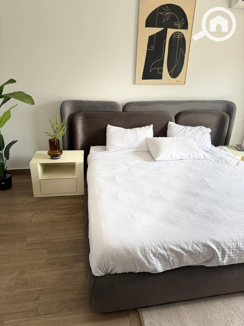 5 WhatsApp Image 2025-12-08 at 17.37. 47 (2). jpeg