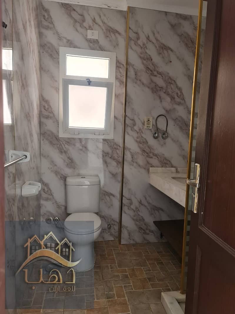 5 WhatsApp Image 2025-08-22 at 2.45. 16 PM (2). jpeg