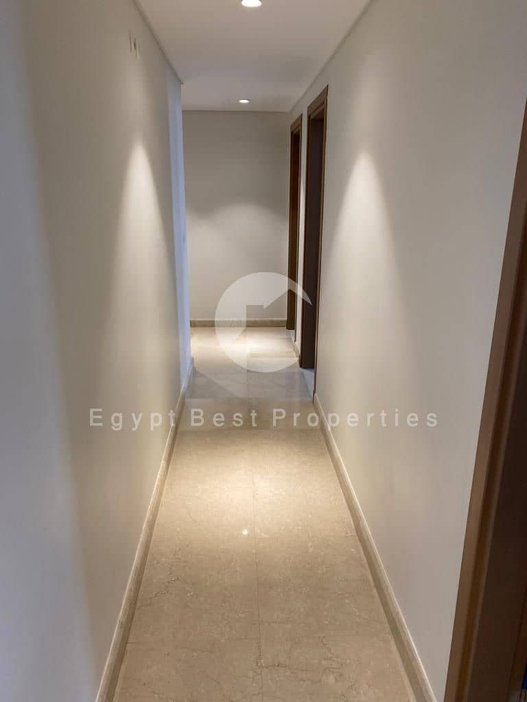 7 5035b313-e178-4695-b0e4-a3c3ae6d731f. jpeg