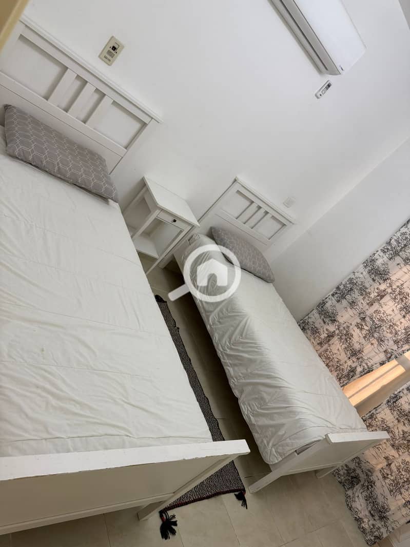 4 WhatsApp Image 2025-12-09 at 16.12. 17_e79ebefc. jpg