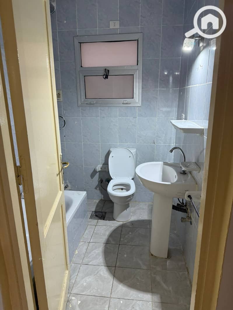 8 9b0cc2b3-fd74-4f58-ad9a-dfa8520c985b. jpeg