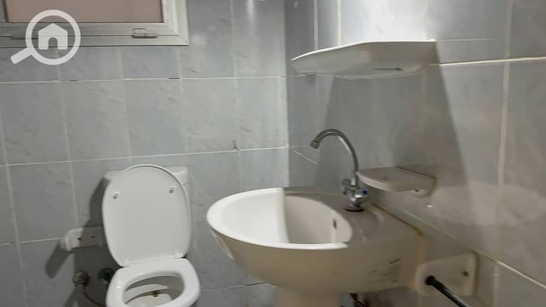 9 52b516da-bdcd-4ee1-abc0-3993c10adfac. jpeg