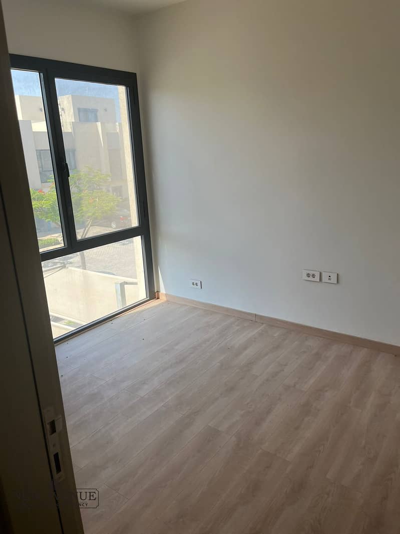 WhatsApp Image 2025-12-08 at 1.25. 21 PM. jpeg WhatsApp Image 2025-12-08 at 1.25. 21 PM. jpeg