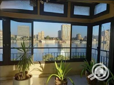 7 25349941-400x300. jpeg