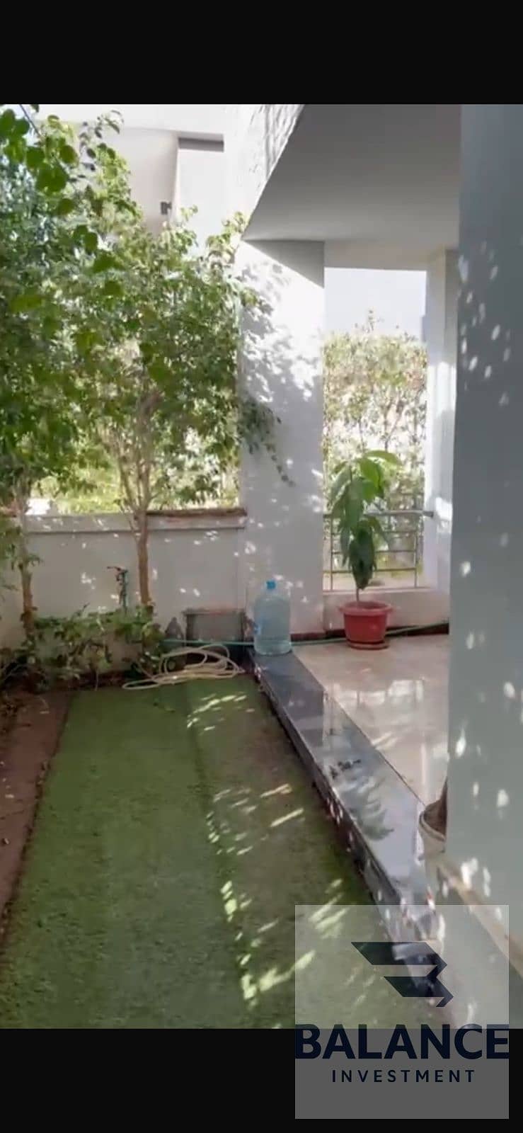 2 d40da8f1-147e-405d-87dc-f8b1a8807b5a. jpg