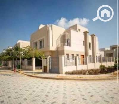 5 Bedroom Twin House for Sale in Sheikh Zayed, Giza - iB9M8BUleVgX18pJeaZRq4VHARxrSTy4rwAhIorG (1). jpeg