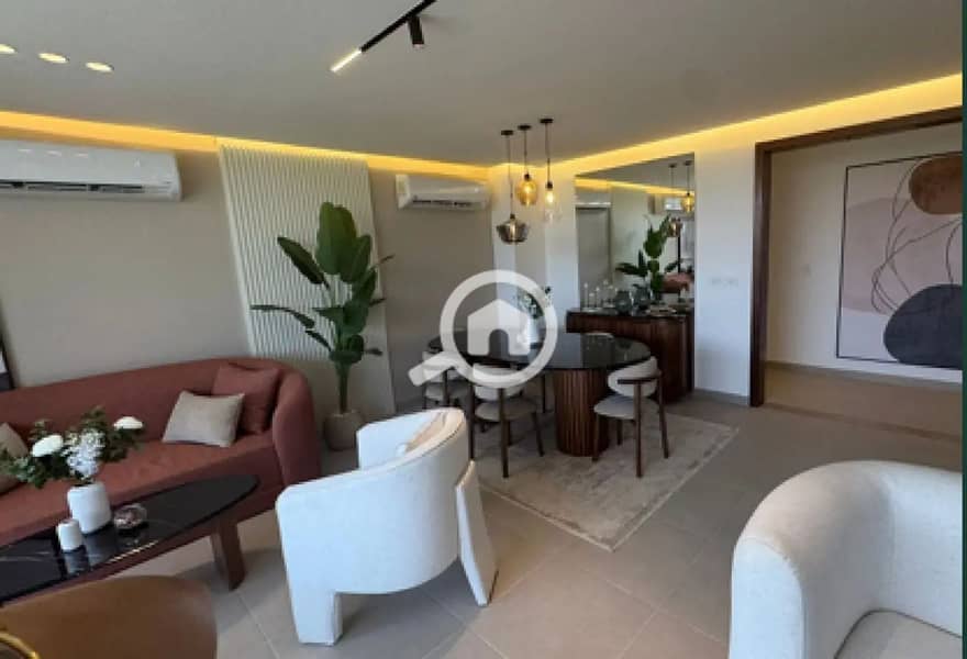 5 8112317-0dc4fo. jpg