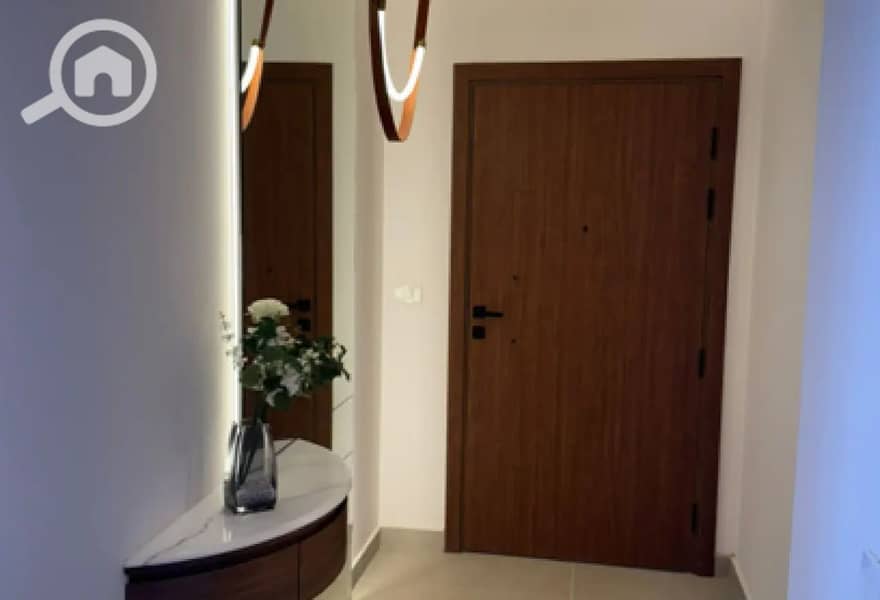 7 8112317-9c537o. jpg