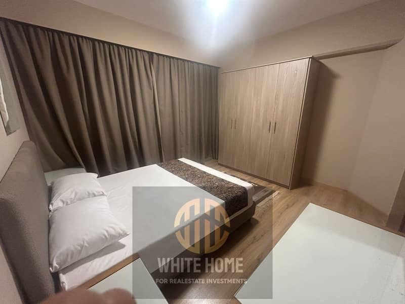 15 3360453c-9860-4504-a166-47ac7fc35f18. jpeg