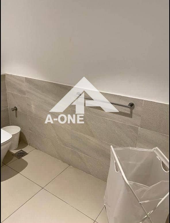 8 e45912e2-4e5f-4953-a060-aad664ebc9bf. jpg