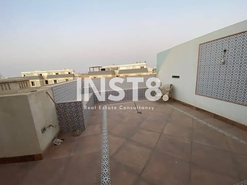 7 WhatsApp Image 2025-12-09 at 18.15. 30_d42a6e1c. jpg