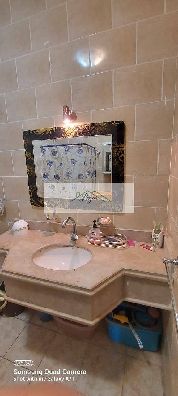 7 b0338f81-8cc1-4fe8-9e96-73ac076138bc. jpg