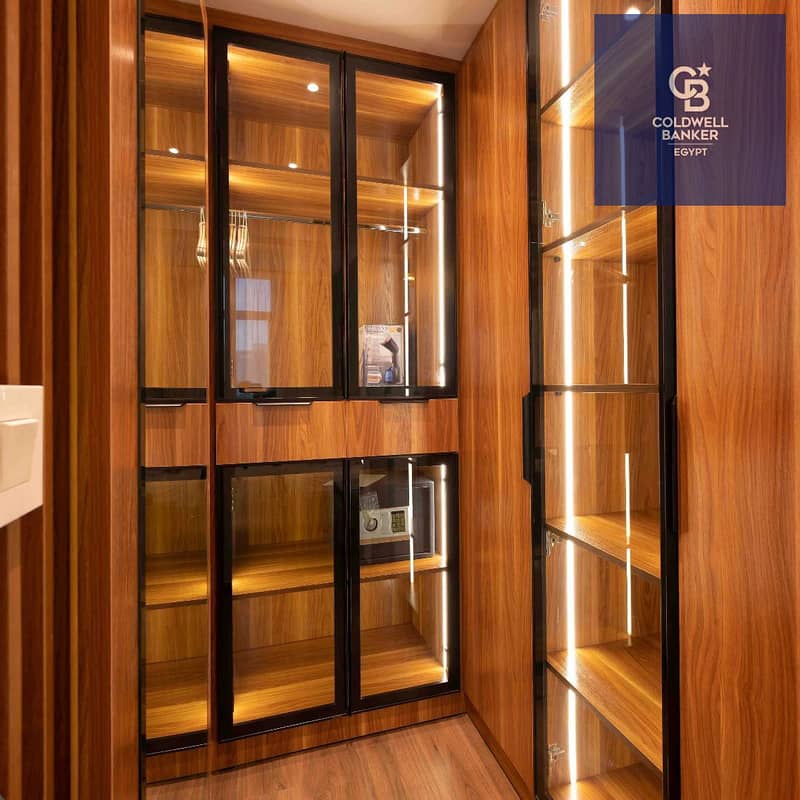 10 f030e5a3-335e-4003-b6c4-162b52e967a2. jpeg