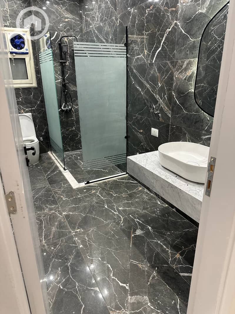 4 WhatsApp Image 2025-12-09 at 3.46. 18 PM (1). jpeg