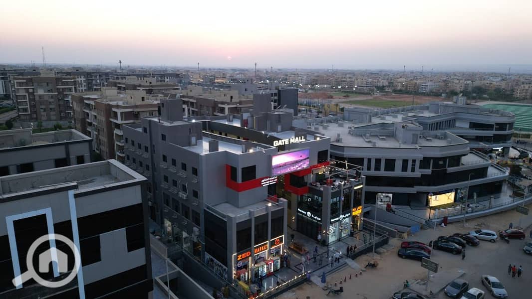 2 4d2f50d8-6044-409e-8331-0a20a2cd9ffe. jpg