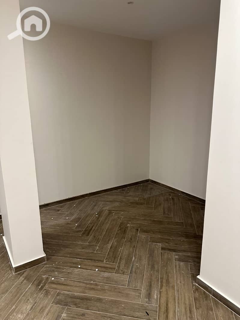 18 WhatsApp Image 2025-12-09 at 3.46. 17 PM (1). jpeg