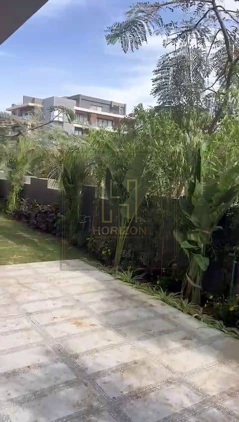 2 vlcsnap-2025-12-09-18h34m53s271. png