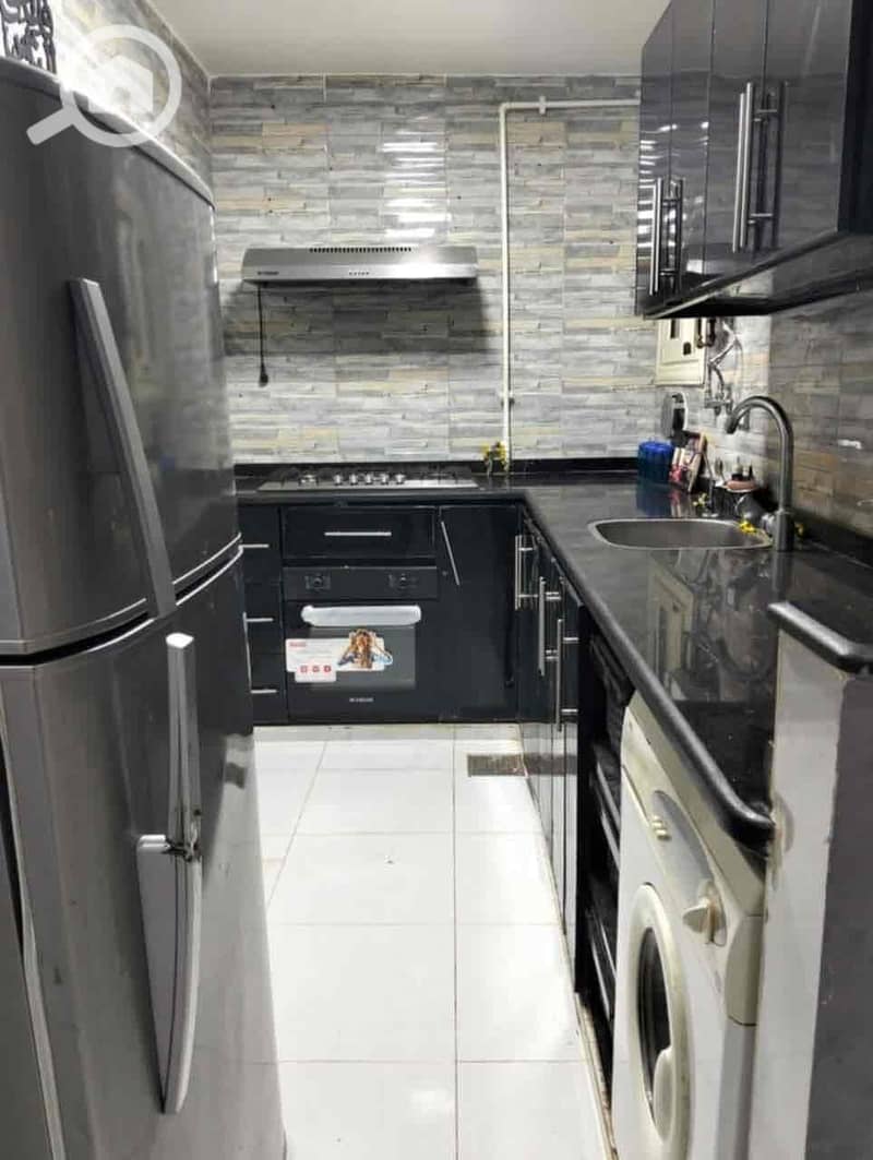 3 07166977-f8ee-48ea-842d-f4b3f4c6ba5a. jpg