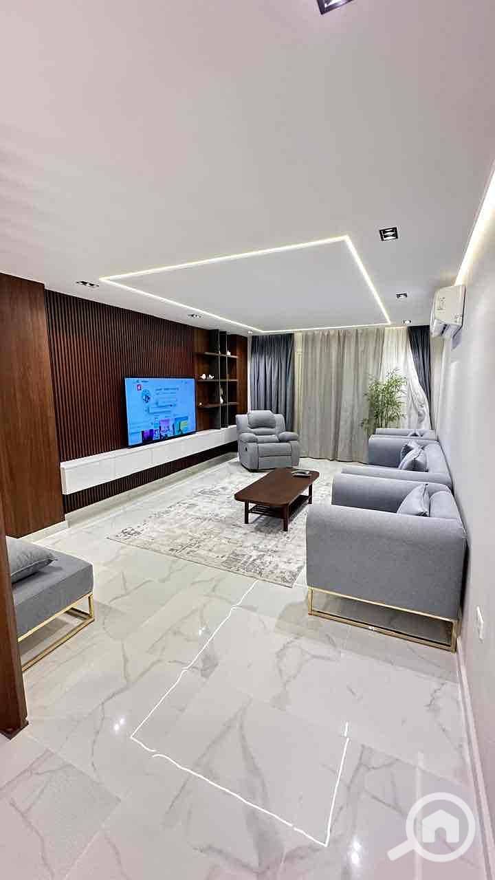 2 6a8a63af-b308-4ce0-a27e-d9ab4288c7e8. jpg