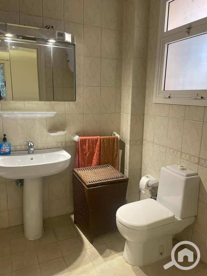 10 657677d0-a991-4dd2-bfdf-e294433e82cb. jpeg