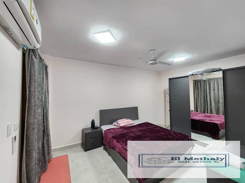 4 80750fae-238f-4bd5-b1e1-f80086324c3a. jpg