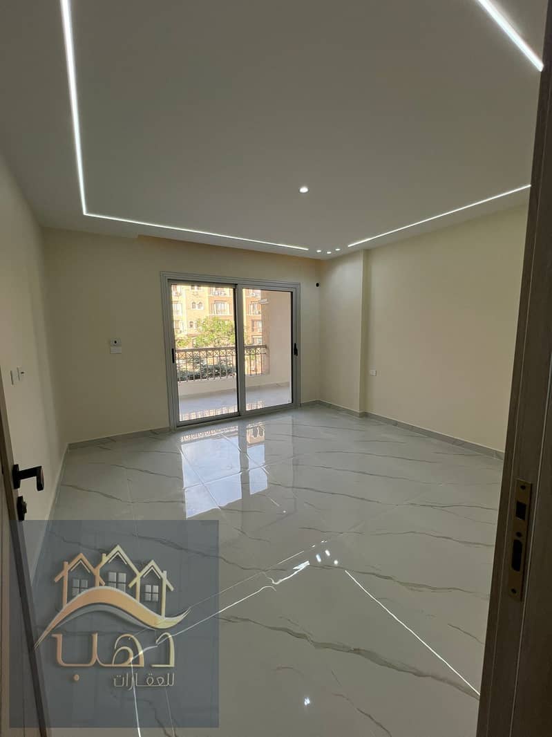 13 42a5cf1e-f68b-4efc-a2e9-1cd02e50afb3. jpg