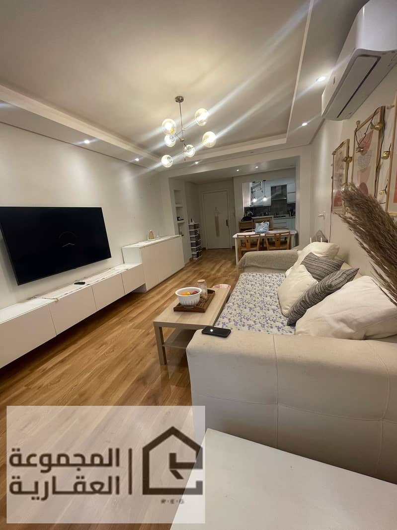 2 76f27bdd-29eb-40dd-8e3f-4f68c37517bf. jpg