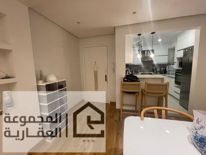 9 58911f16-b65a-4924-a723-80d1eedc6a61. jpg