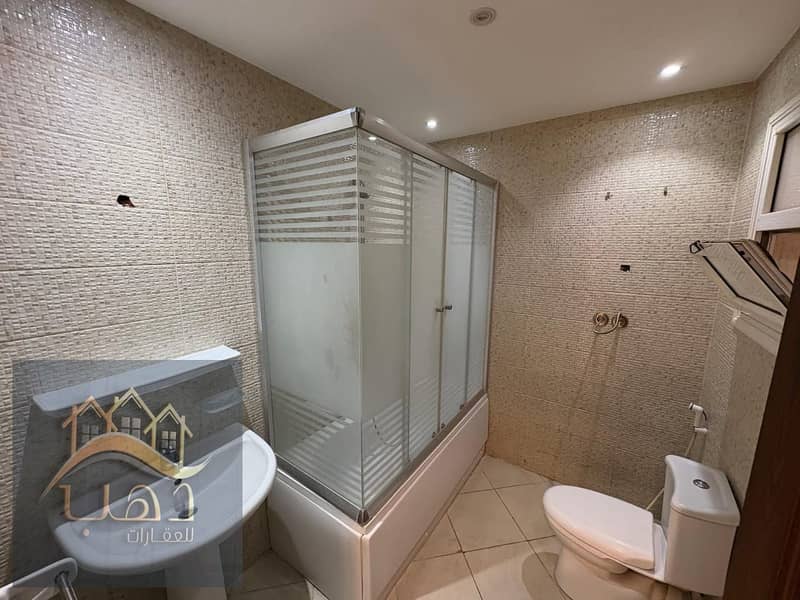 8 eee9fe55-3a6f-4e15-bfd1-6f30a32967d4. jpg