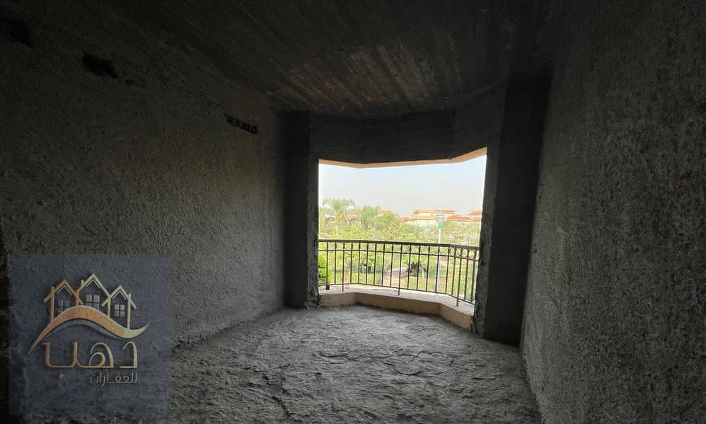 11 WhatsApp Image 2025-11-12 at 11.17. 32_e67766db. jpg