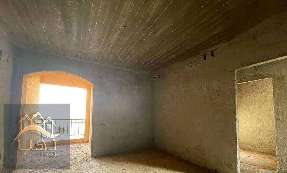 16 WhatsApp Image 2025-11-12 at 11.16. 50_d9e104e7. jpg