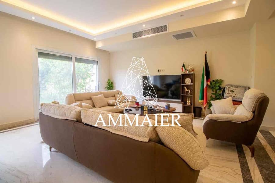 2 c22612d3-d7b2-44c8-844c-0ca949ed4bd1. jpg