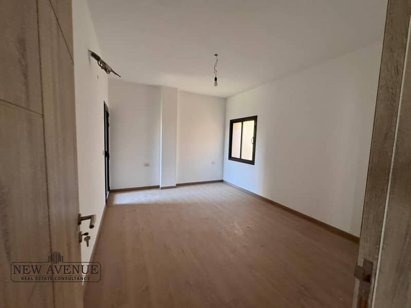 8 WhatsApp Image 2025-12-09 at 1.57. 41 PM (2). jpeg