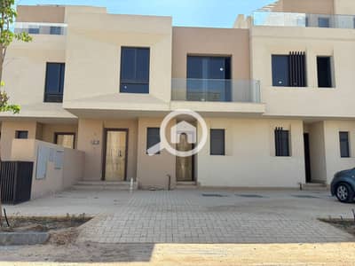 توين هاوس 3 غرف نوم للبيع في الشيخ زايد، الجيزة - e0306960-216e-473c-9268-99675c2e0ece. jpeg