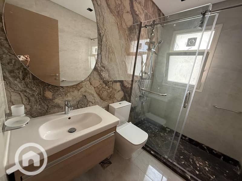 9 1539cc03-d4ab-4fa2-ae8a-83082d5a9b67. jpg