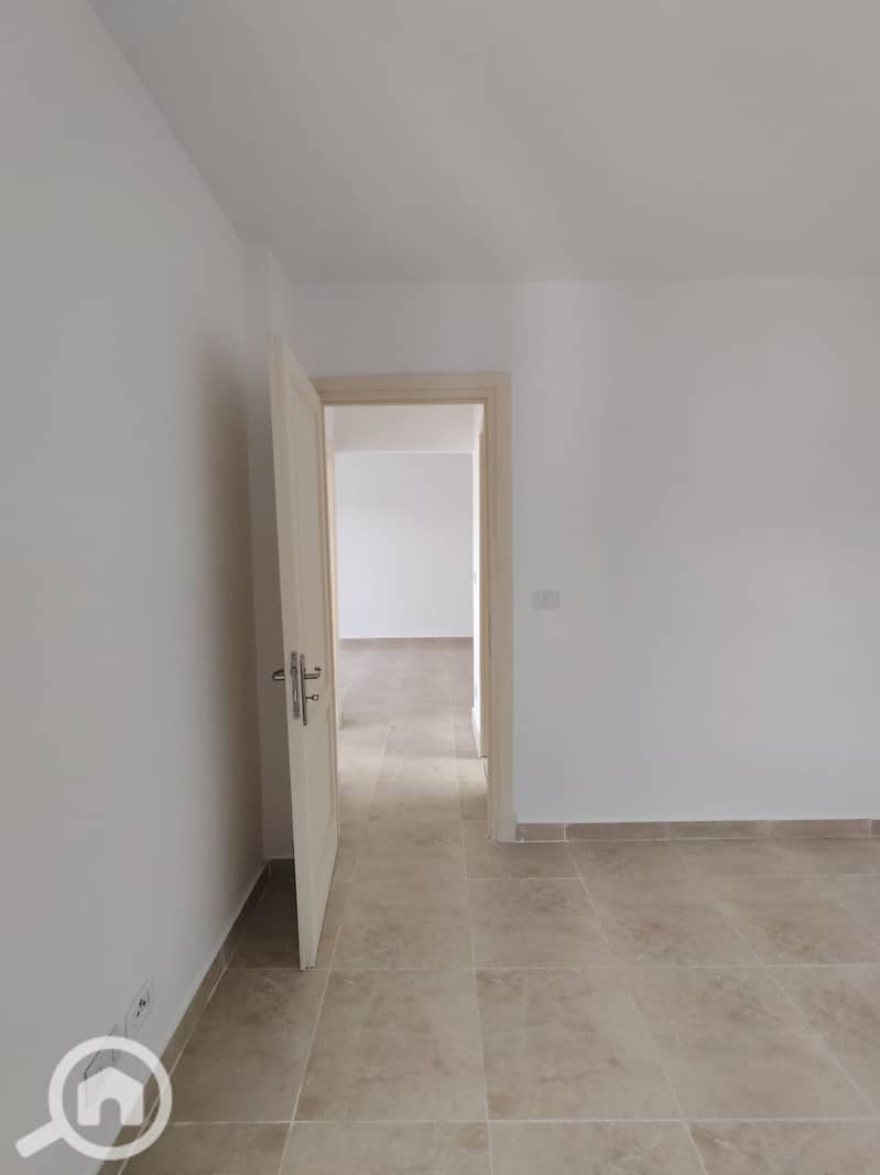 7 483ce96b-493c-424d-8b9f-c537a948a47e. jpeg