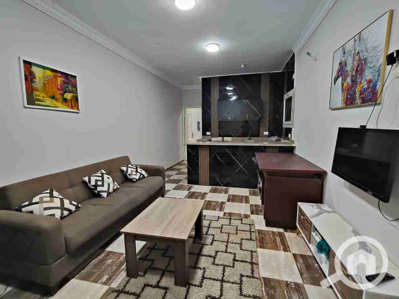 1000089101. jpg 1000089101. jpg