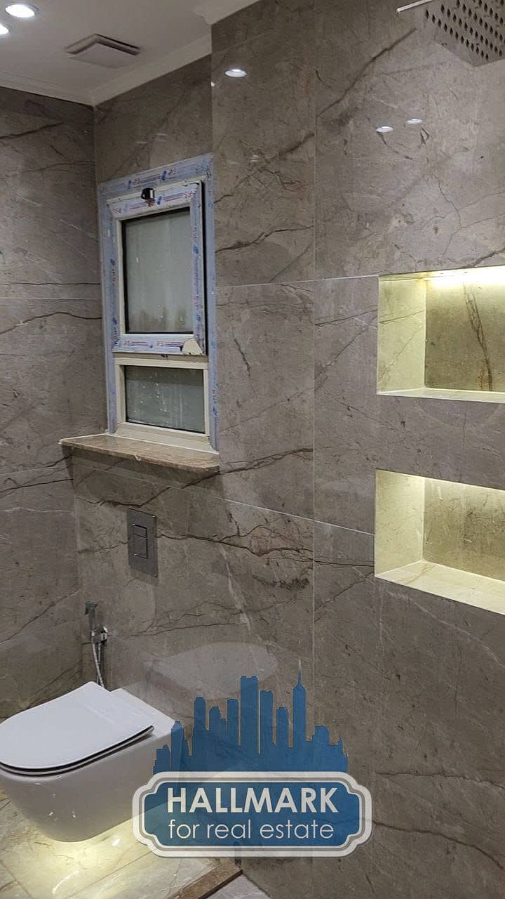 2 2cb0146e-c2e6-477c-8e64-52f583946d38. jpg