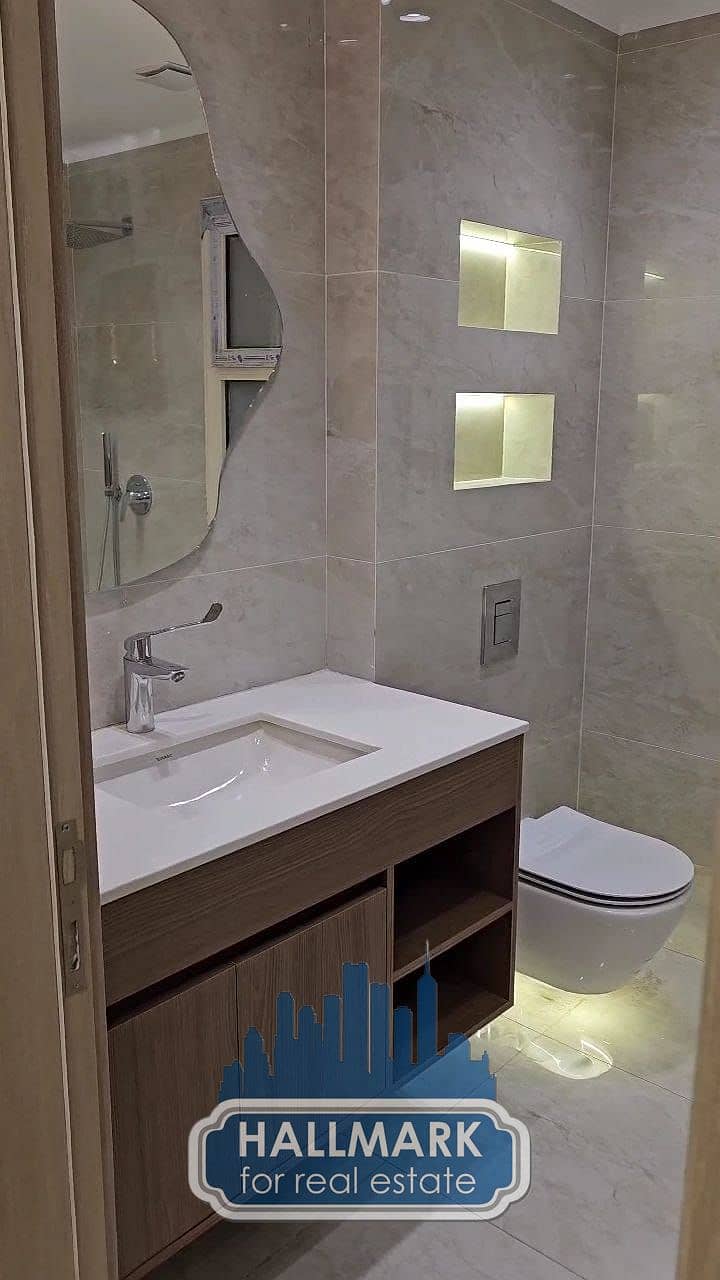 3 8bd2da6c-a80b-4b62-9d8f-59570bcbbb2d. jpg