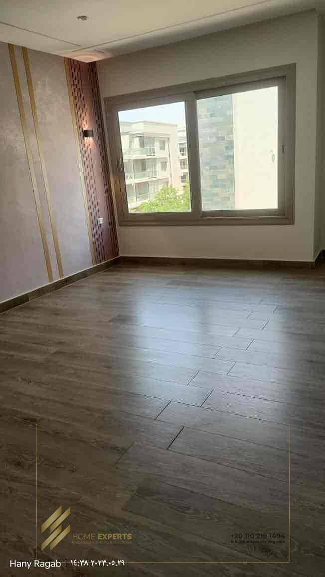 10 39e84941-b465-4625-87c8-3f94885336d5. jpg