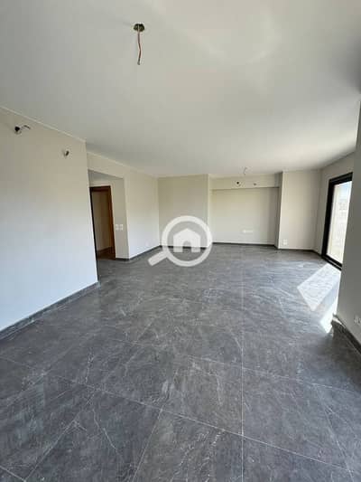 3 Bedroom Apartment for Sale in 6th of October, Giza - hiuhiugk. jpg