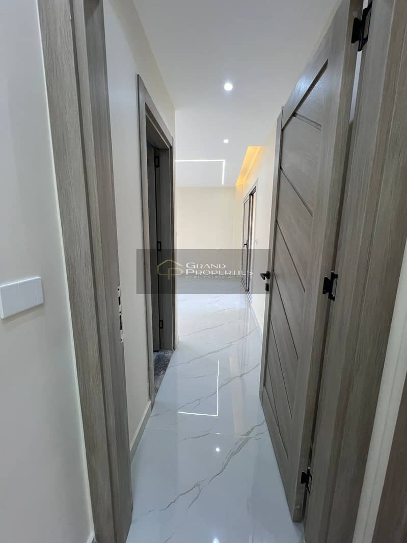 7 4ee54fd3-364b-4a5b-a5f1-1d146ba6dca2. jpg