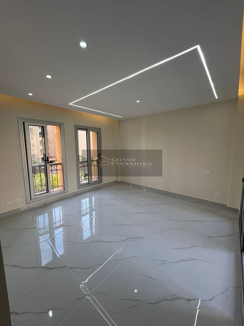 12 bdaade34-2c88-426d-9515-982fc77387bf. jpg